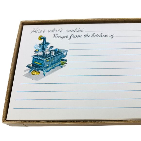 Vintage Recipe Cards In Blue Box With Retro Stove Design Here's What's Cookin' - Picture 2 of 3